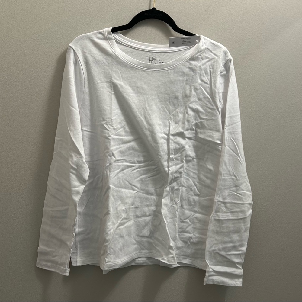 Time and Tru Classic White Long Sleeve Tee